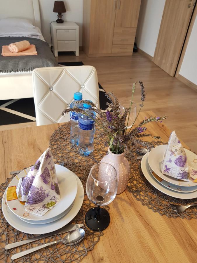 Apartament Lavender Jelenia Góra Exteriör bild