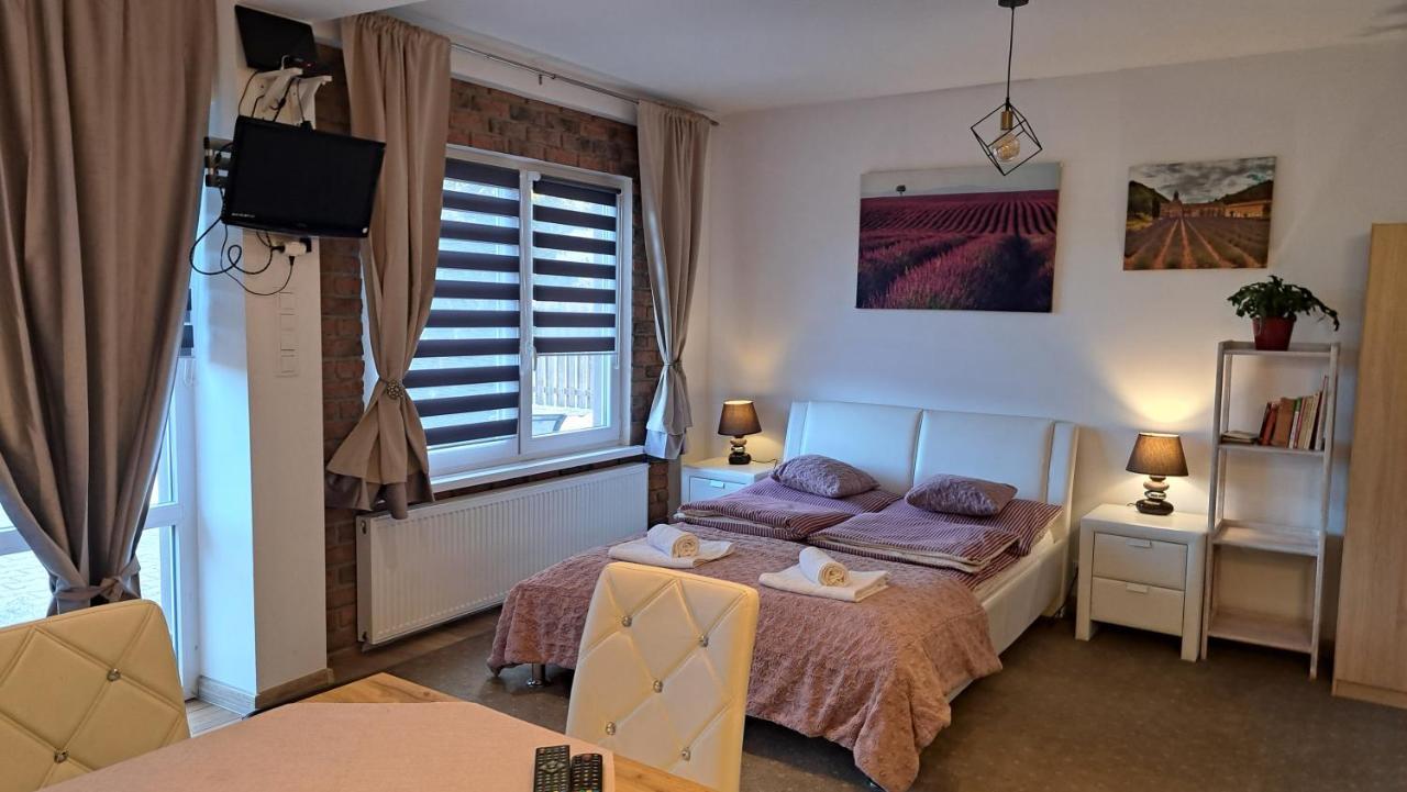 Apartament Lavender Jelenia Góra Exteriör bild