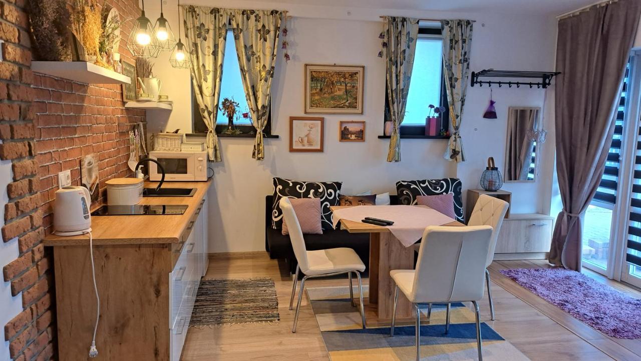 Apartament Lavender Jelenia Góra Exteriör bild